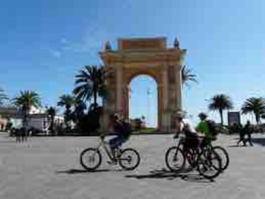 Appartamento In Centro Storico Finale Ligure Buitenkant foto